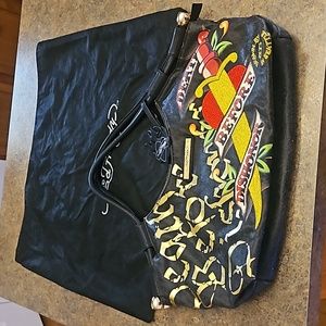 NWOT ED HARDY PURSE WITH DUST BAG!!